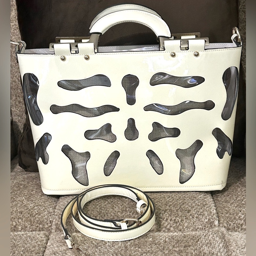 Stylish Trendy Elegant Cream Cut Out Purse Handbag Tote